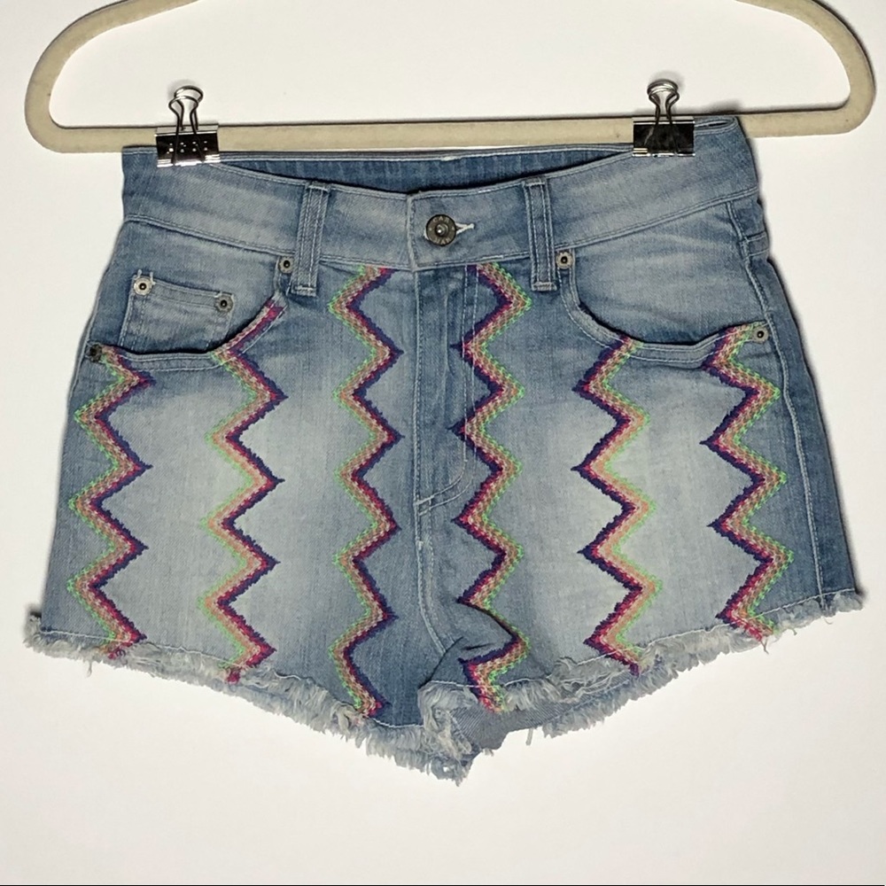 LF Carmar | High-Waisted Denim Shorts